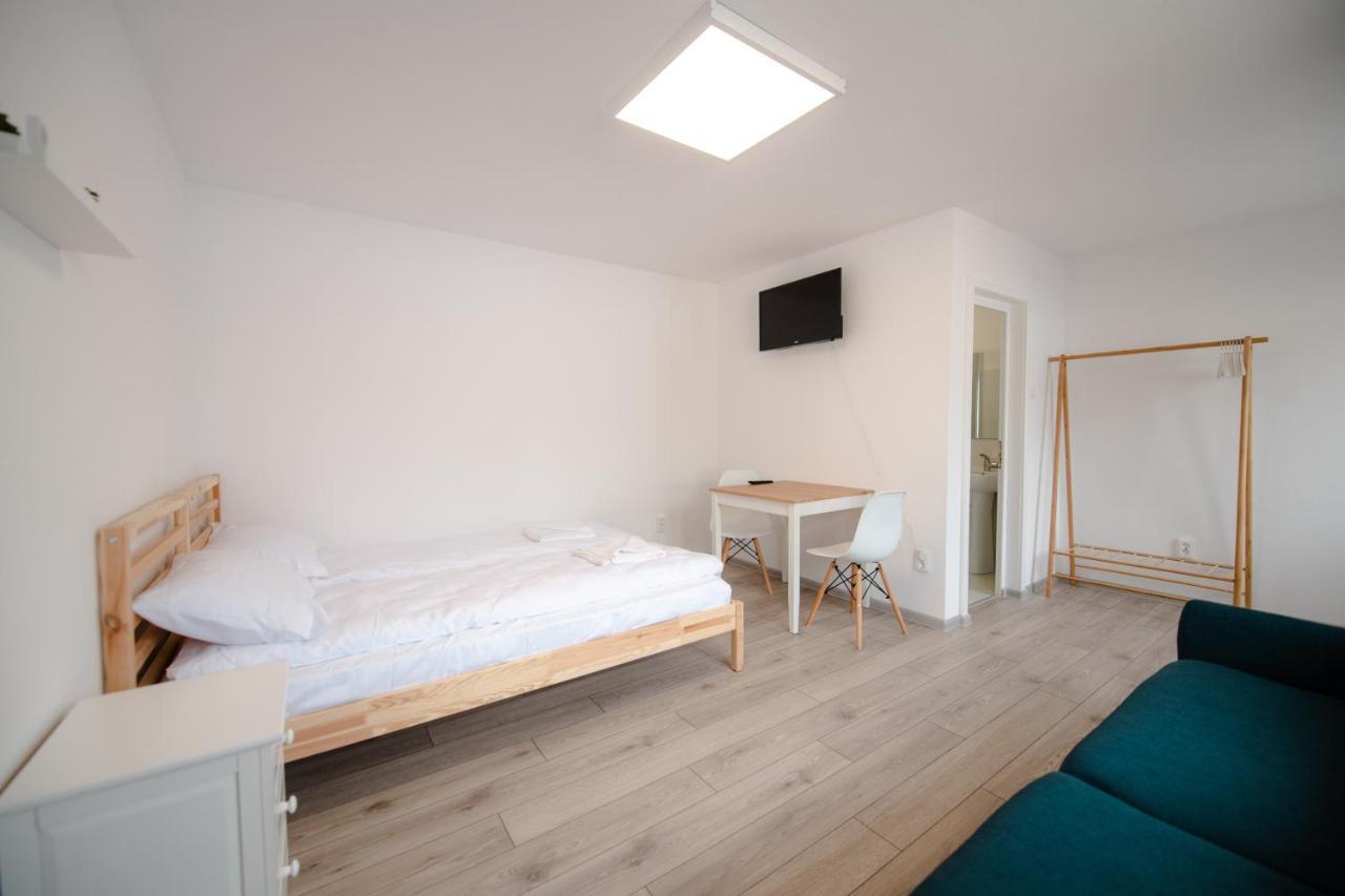 Pixel Guesthouse Tîrgu Secuiesc Dış mekan fotoğraf