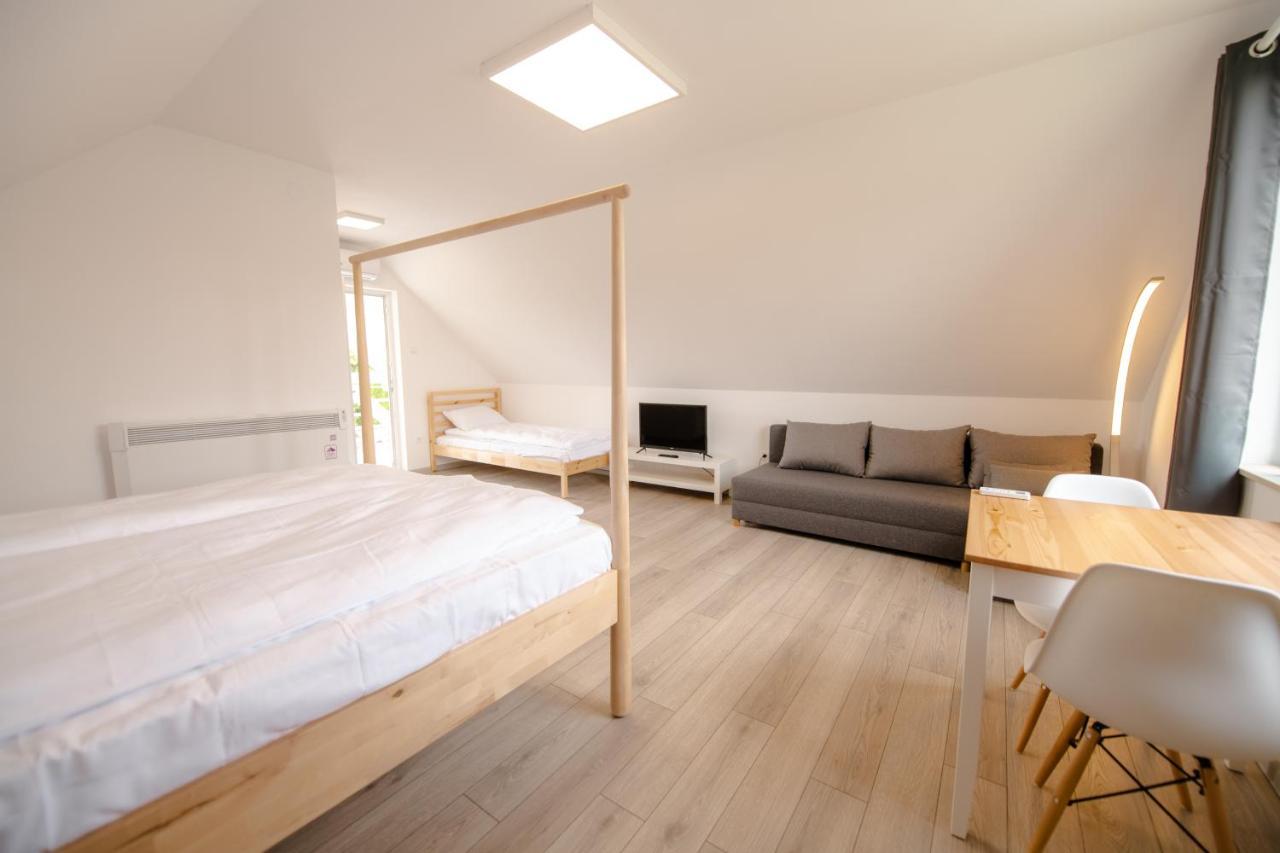 Pixel Guesthouse Tîrgu Secuiesc Dış mekan fotoğraf