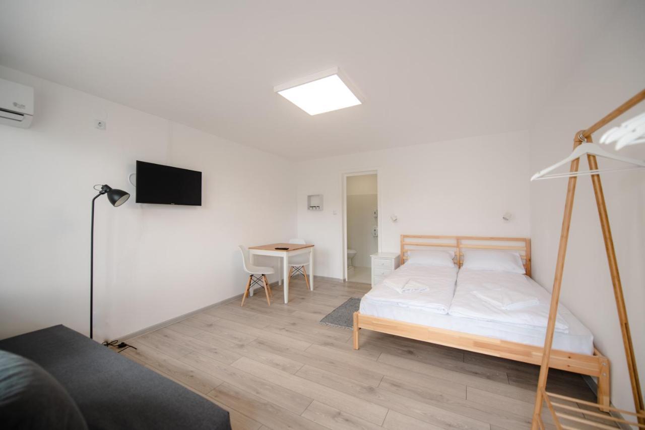 Pixel Guesthouse Tîrgu Secuiesc Dış mekan fotoğraf