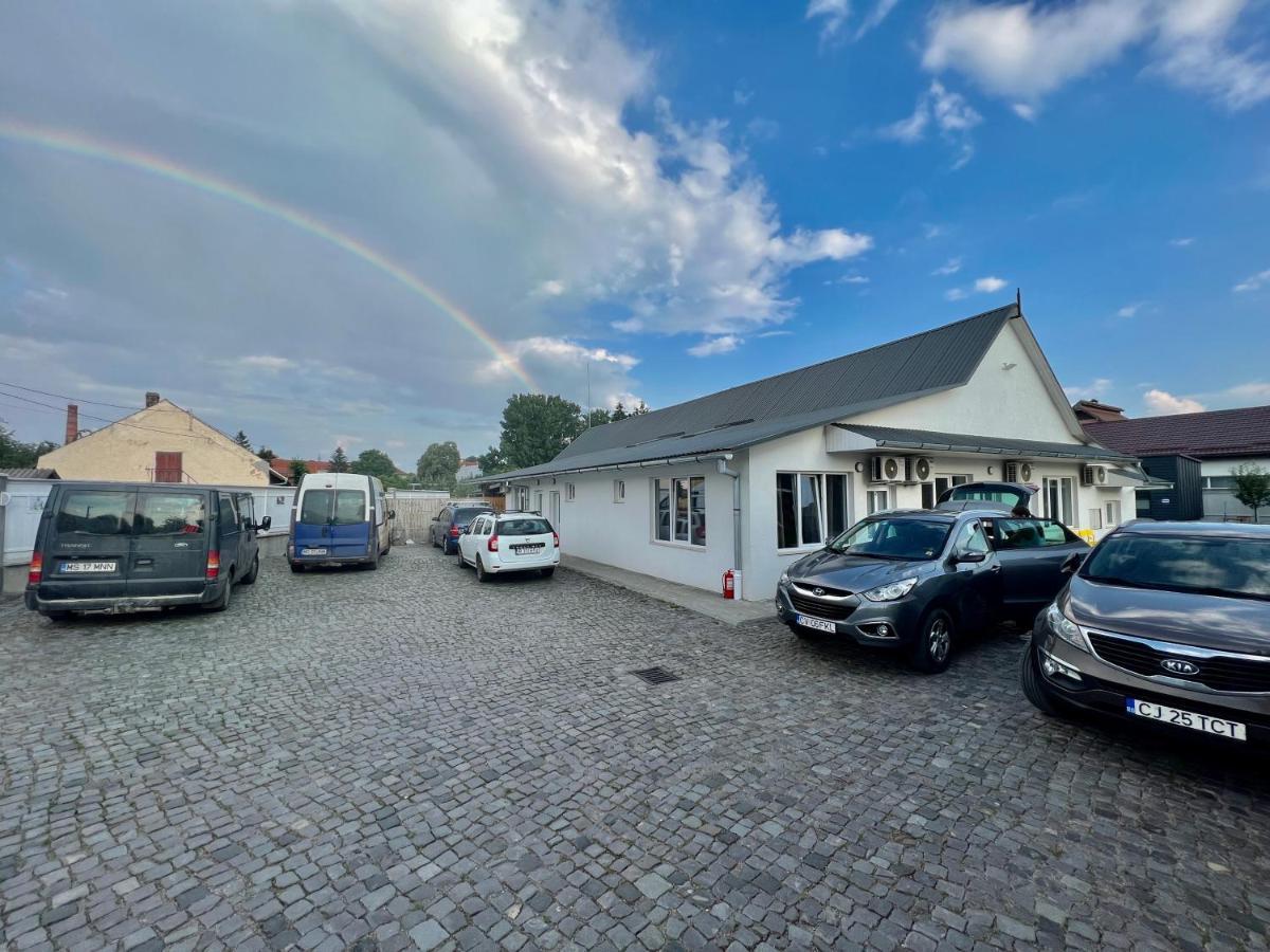 Pixel Guesthouse Tîrgu Secuiesc Dış mekan fotoğraf