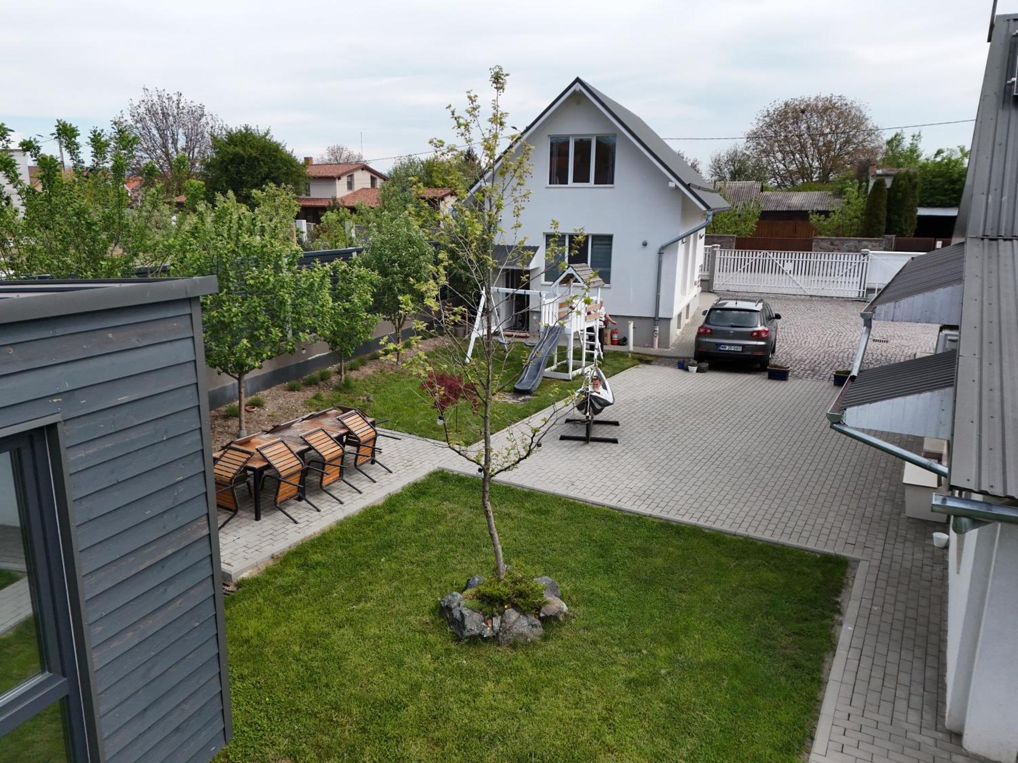 Pixel Guesthouse Tîrgu Secuiesc Dış mekan fotoğraf